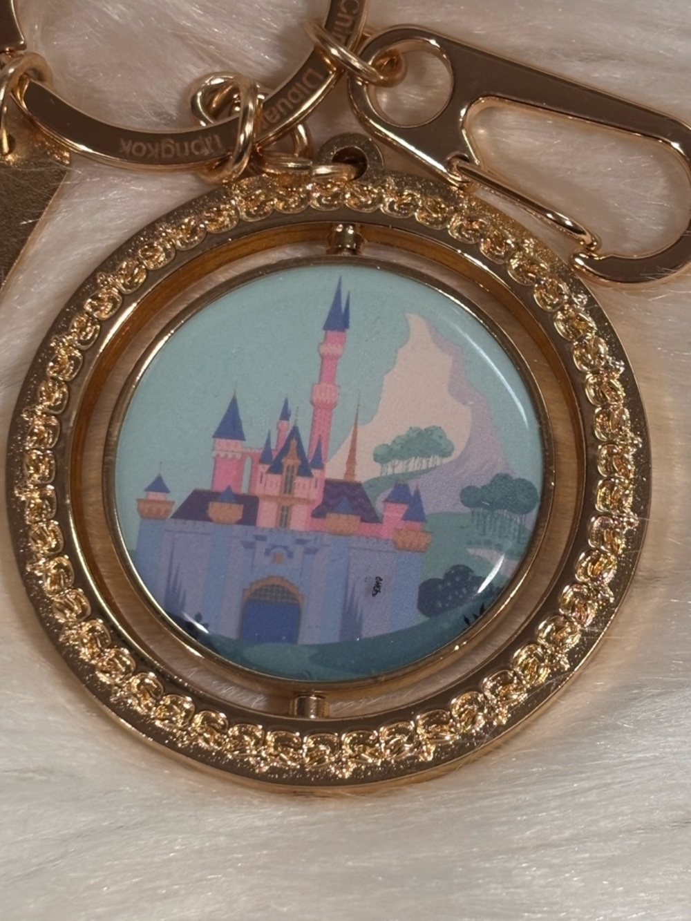 Disneyland 70th Anniversary Spinner Metal Keychain Castle / 4 Park Icons NWT
